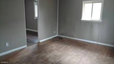 Main picture of G1244 Donaldson Blvd