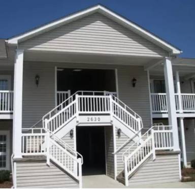 Main picture of 2630 Guyer St