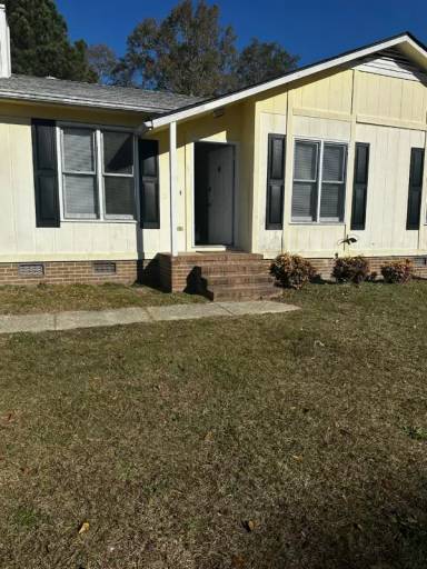 Main picture of 2271 Hackney Loop