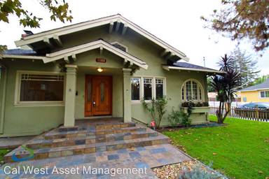 Main picture of 1602 Park Ave