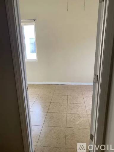 Main picture of 409 W 17th St