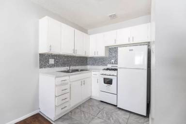 Main picture of Fitzsimons Flats