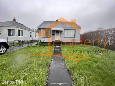 Main picture of 18542 Woodside St
