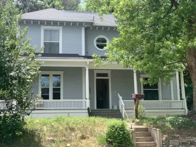 Main picture of 1044 Maxwell Ave