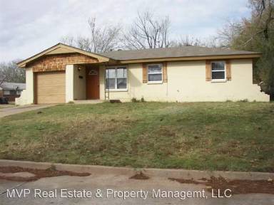 Main picture of 1301 Pinewood Ct