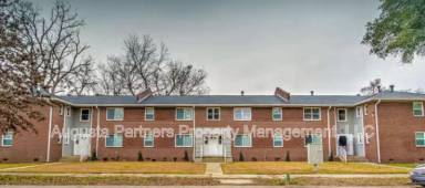 Main picture of 108 3rd St