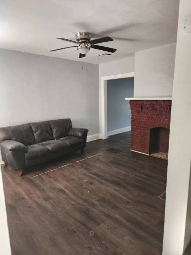 Main picture of 512 S Ogden Ave