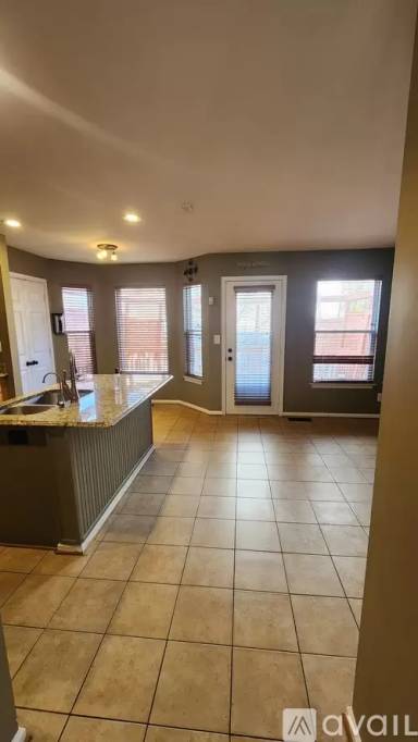 Main picture of 2562 James Monroe Cir