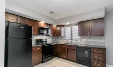 Main picture of 1823 Euclid Ave