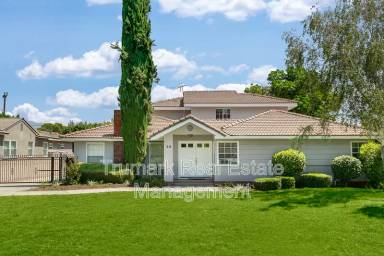 Main picture of 28 S Altura Rd