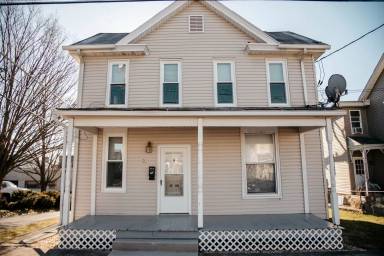 Main picture of 28 W Hummelstown St