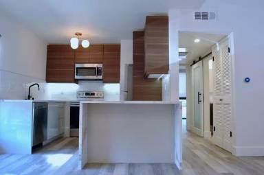 Main picture of 2120 Rodney Dr