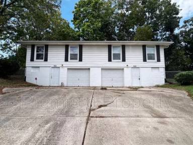 Main picture of 822 S Emery St