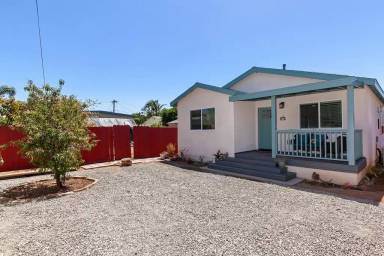 Main picture of 772 8th St