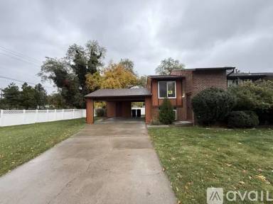Main picture of 7627 S Coachman Cir