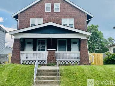 Main picture of 918 Carpenter St