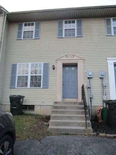 Main picture of 412 Old Forge Dr