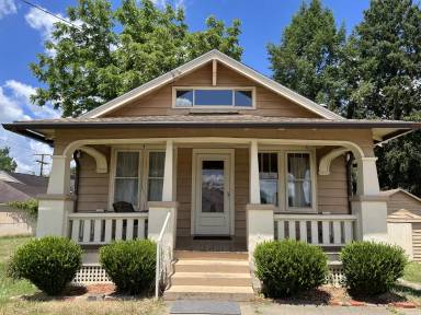 Main picture of 1026 Mountain Rd