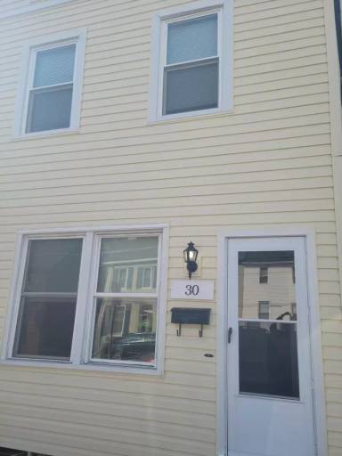 Main picture of 18 N Main St