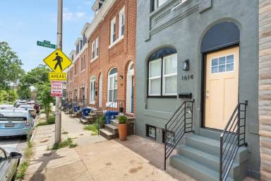 Main picture of 1614 Barclay St
