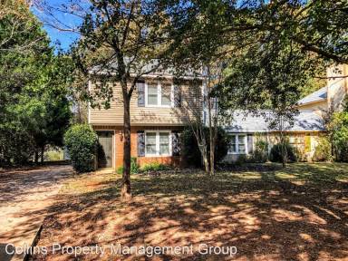 Main picture of 122 Shadow Moss Dr