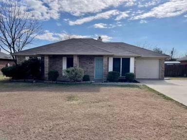 Main picture of 114 Janis St