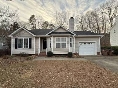Main picture of 925 Borage Dr