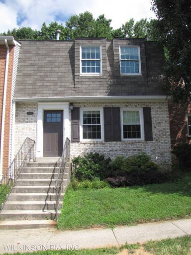 Main picture of 9502 Poplar Leaf Ct