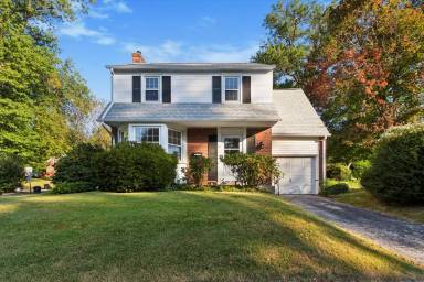 Main picture of 101 Myrtle Ave