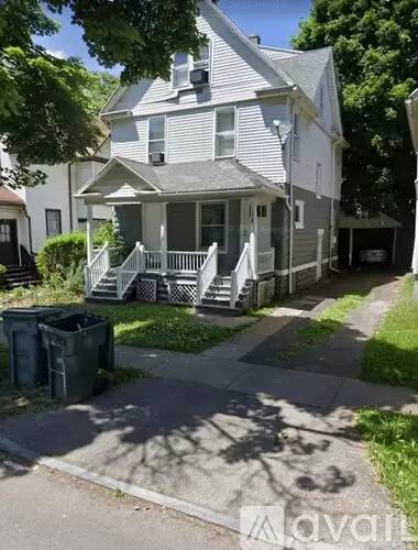 Main picture of 370 Sawyer St