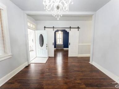 Main picture of 518 Laurel St