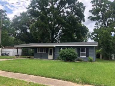 Main picture of 2928 Marquette St