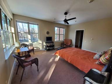 Main picture of 562 Evans Ct