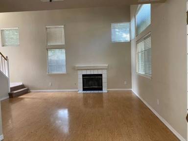 Main picture of 5401 Tamarindo Ln