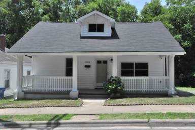 Main picture of 1203 Hazel St