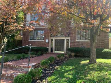 Main picture of 2424 Glenmary Ave