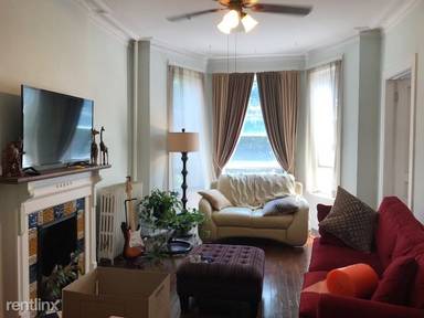 Main picture of 704 W Aldine Ave