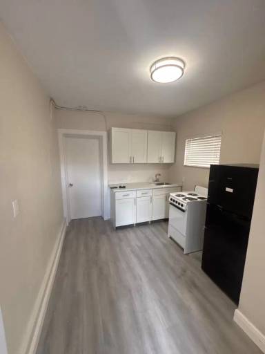 Main picture of 100 NW 18th Ct