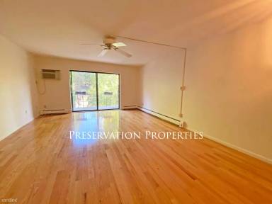 Main picture of 33 Paul St