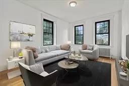 Main picture of 189 Chestnut Hill Ave