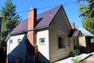 Main picture of 621 S Jefferson St