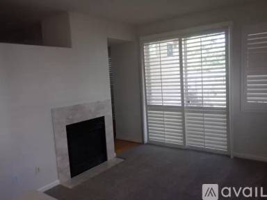Main picture of 856 Monarch Cir