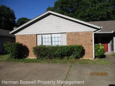 Main picture of 15 - 16 Shady Valley Ct