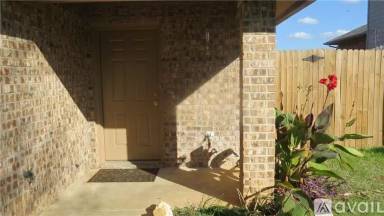 Main picture of 704 Stribling Cir