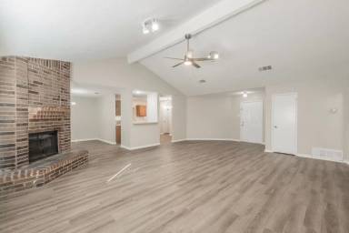 Main picture of 6270 Canyon Cir