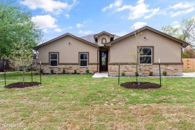 Main picture of 1809 S West Dr