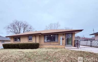 Main picture of 3660 S 80th St