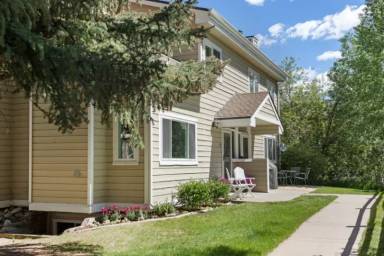 Main picture of 1019 Edwards Village Blvd