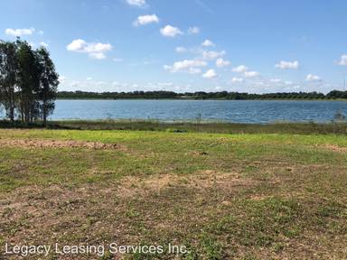 Main picture of 5830 Lake Park Rd