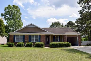 Main picture of 5917 Lake Terrace Ct